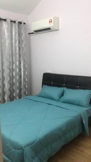 Terrace House Near Stulang Laut Ciq Midvalley Ksl For 7Pax ジョホールバル エクステリア 写真